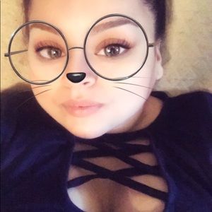 Meet your Posher, Yasmin